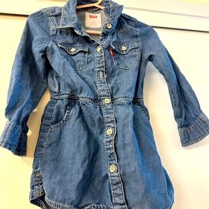 Levi’s denim button down top.